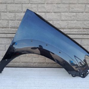 Aripa fata dreapta Toyota Hilux Lift 2012 2015