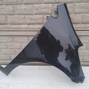 Aripa fata dreapta Toyota Iq 2008 2014