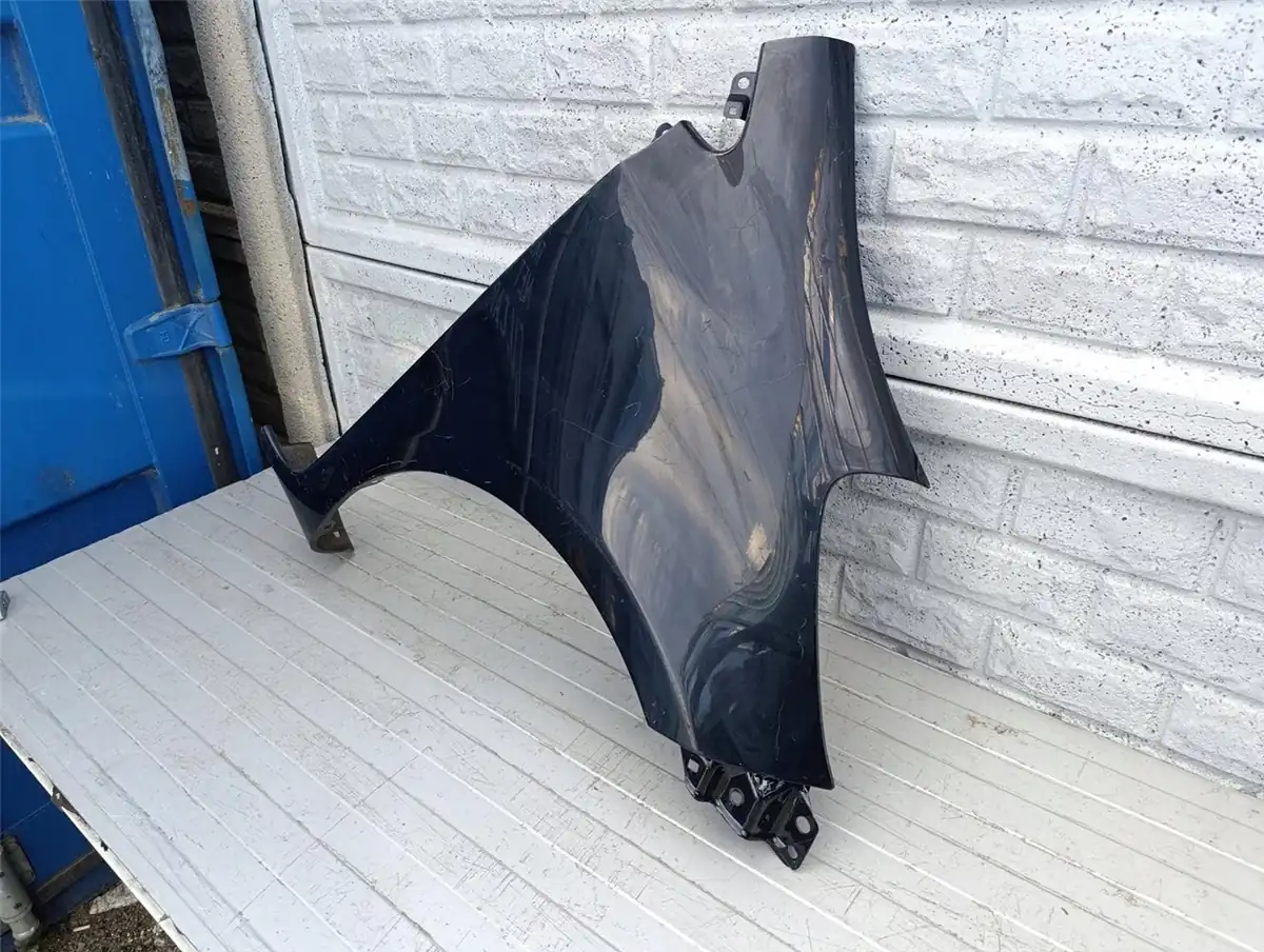 Aripa fata dreapta Toyota Iq 2008 2014