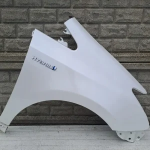 Aripa fata dreapta Toyota Prius Plus