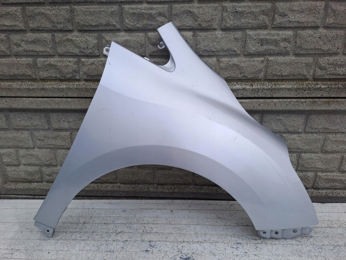 Aripa fata dreapta Toyota Verso Lift