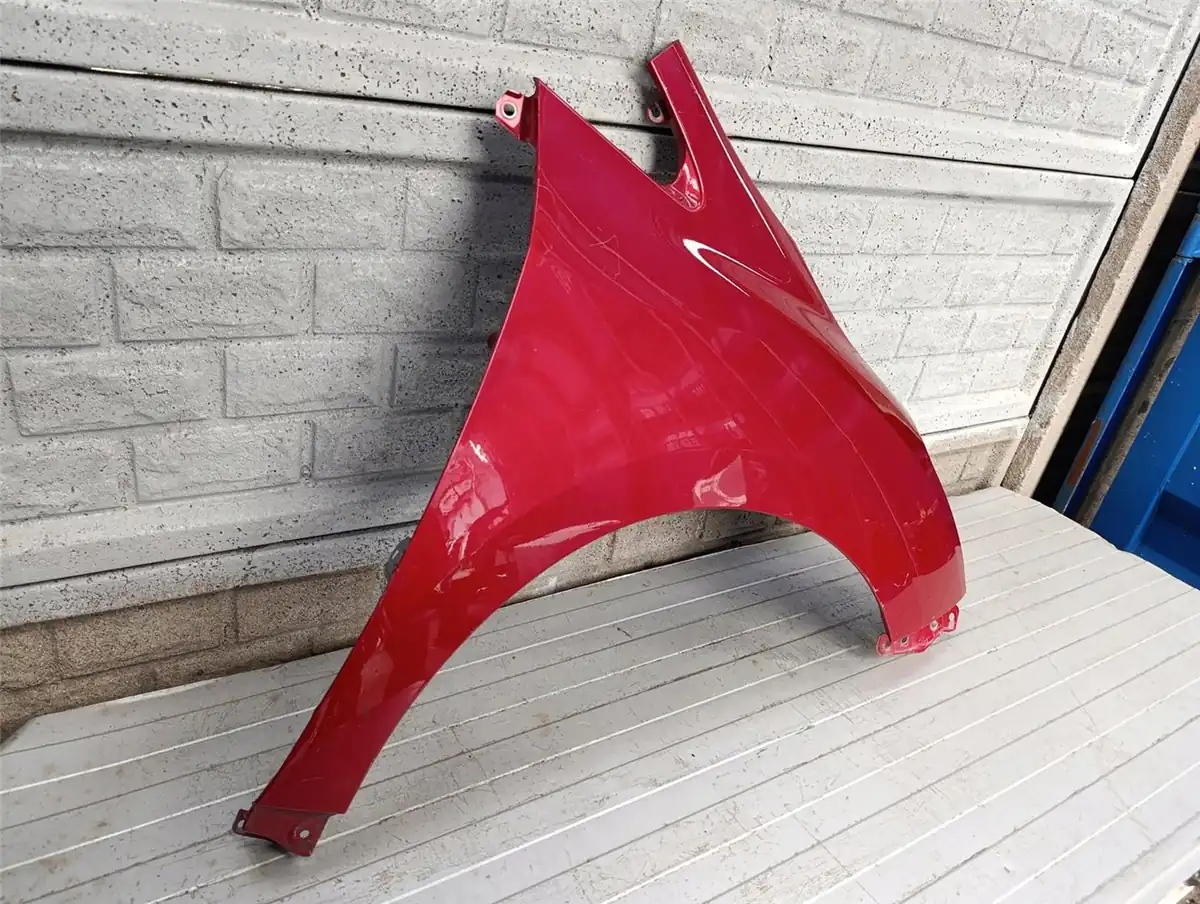 Aripa fata dreapta Toyota Verso Lift