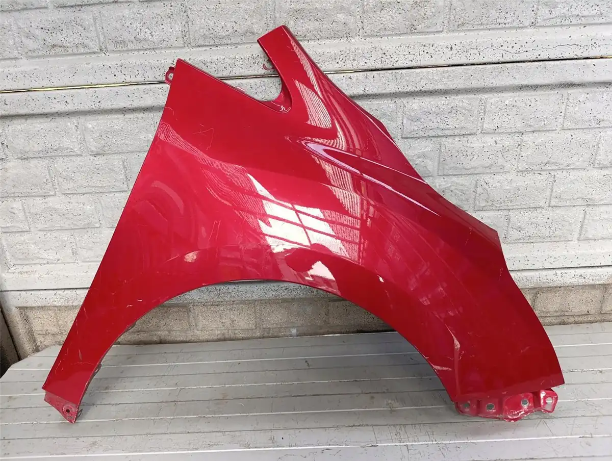 Aripa fata dreapta Toyota Verso Lift