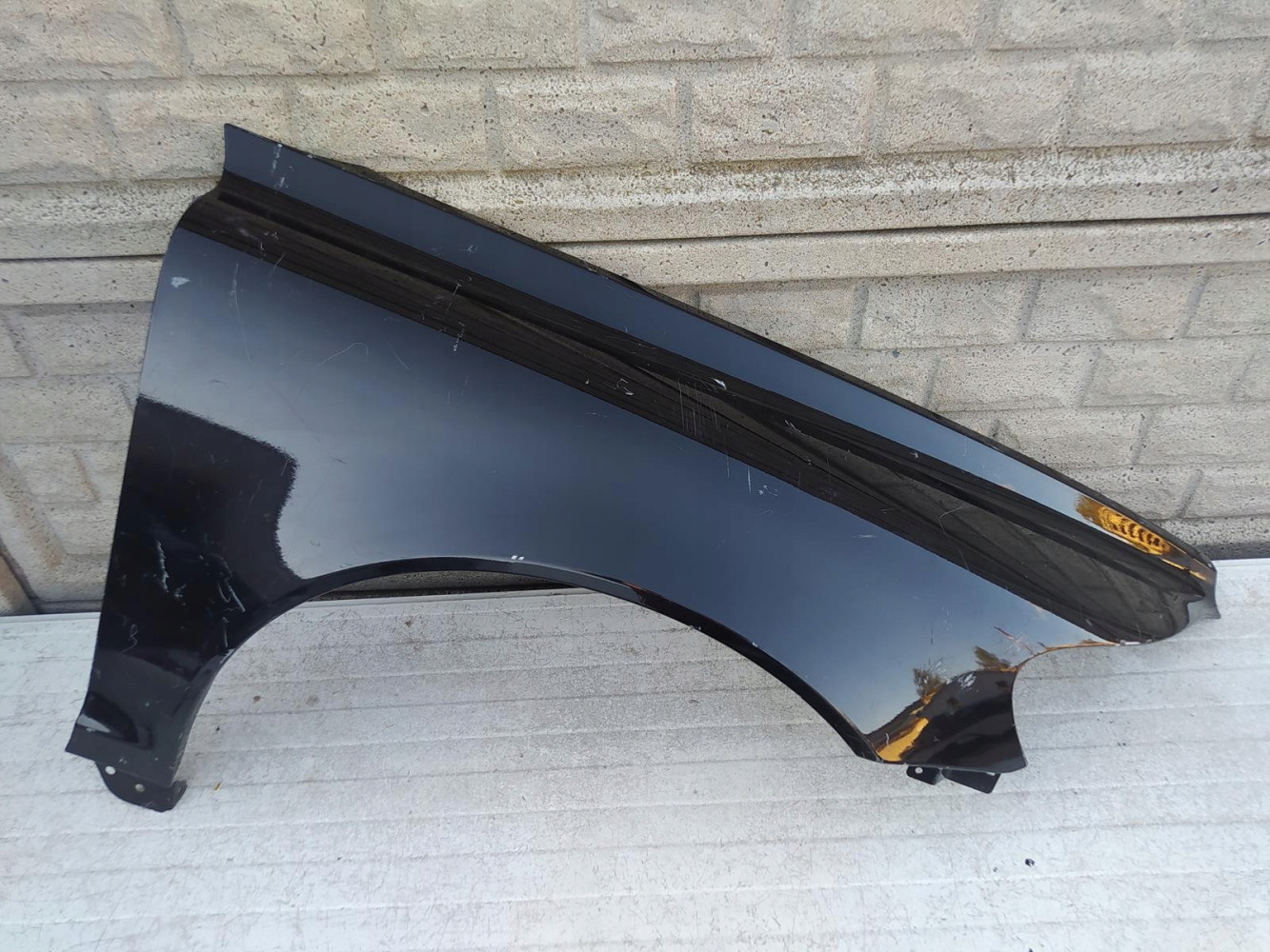 Aripa fata dreapta Volvo C70 2005