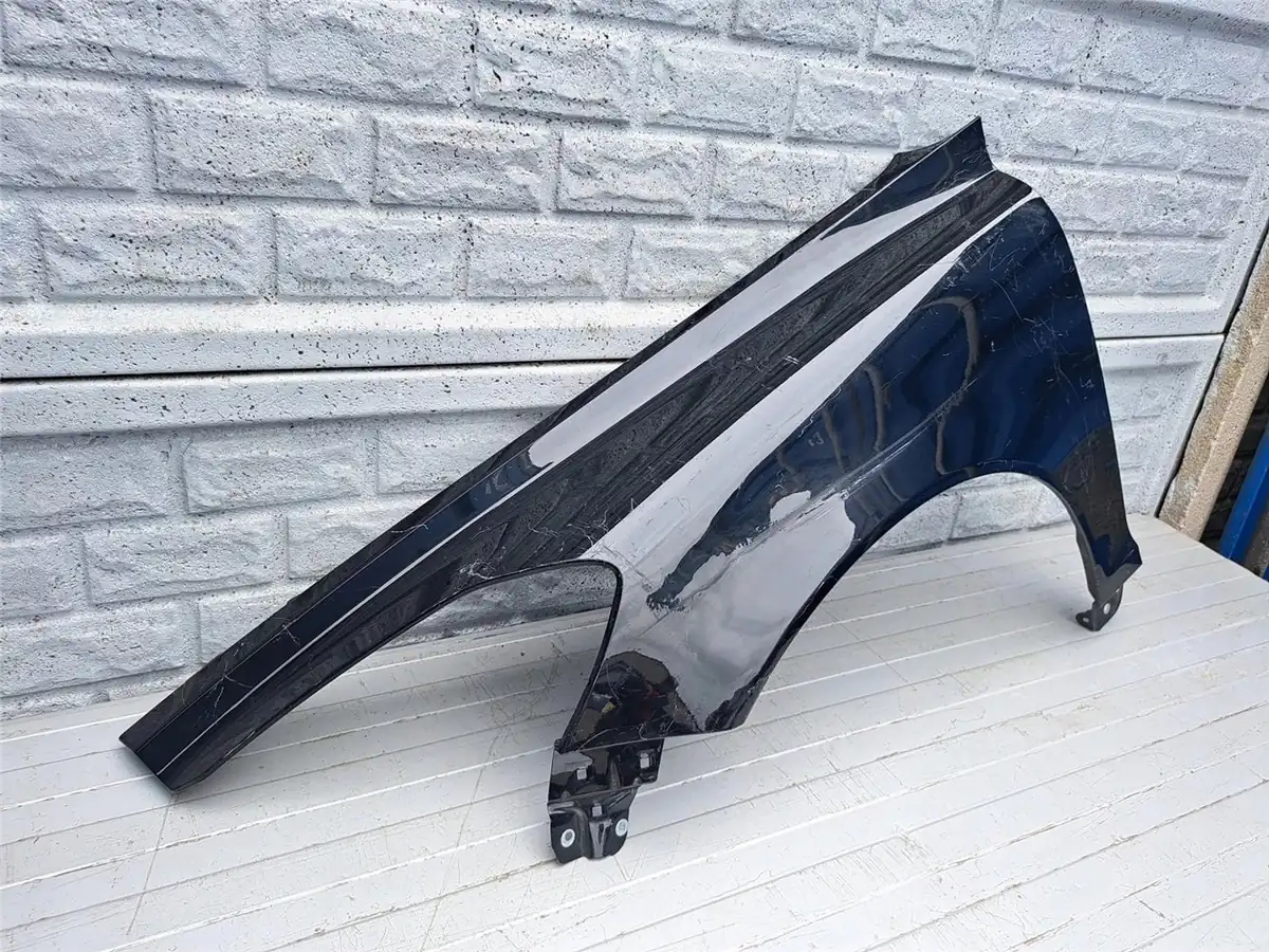 Aripa fata stanga Volvo C70 Lift 2009 2013
