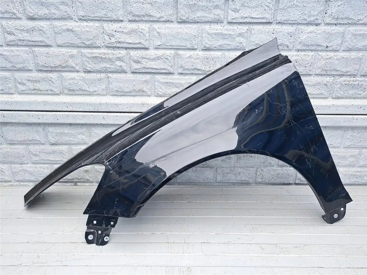 Aripa fata stanga Volvo C70 Lift 2009 2013