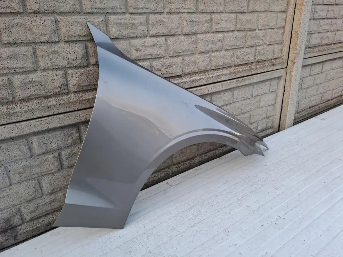 Aripa fata dreapta Volvo S60 V60 Ii 2019 2024