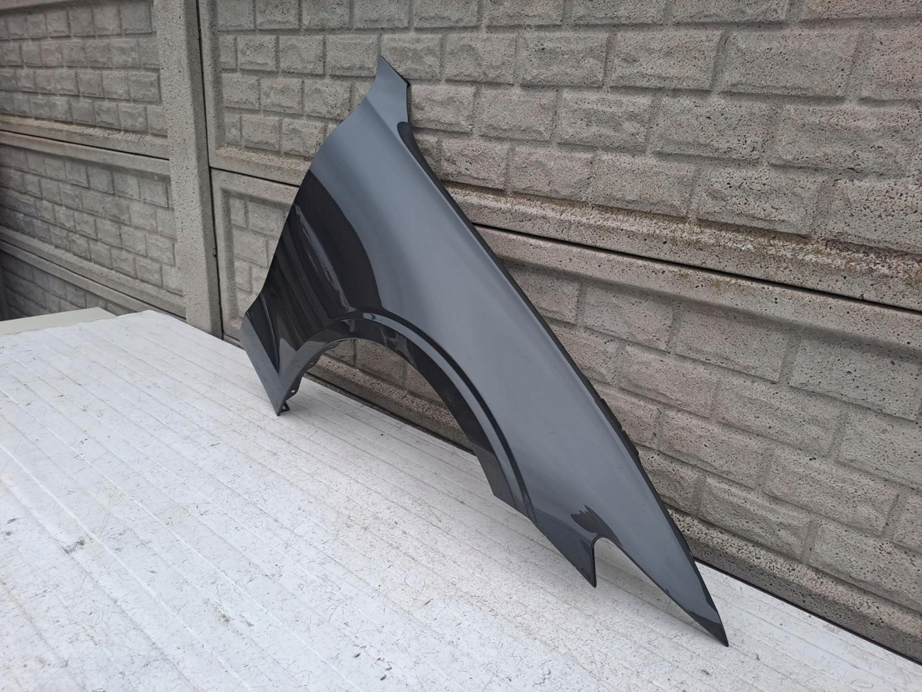 Aripa fata dreapta Volvo S60 V60 Ii 2019 2024 - Image 2