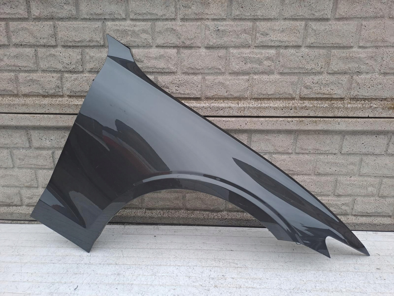 Aripa fata dreapta Volvo S60 V60 Ii 2019 2024
