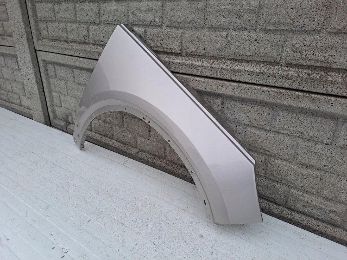Aripa fata dreapta Volvo Xc40 C40 2017 2022 - Image 2