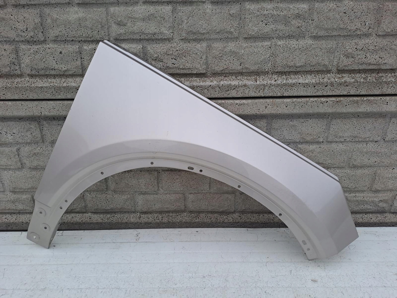 Aripa fata dreapta Volvo Xc40 C40 2017 2022