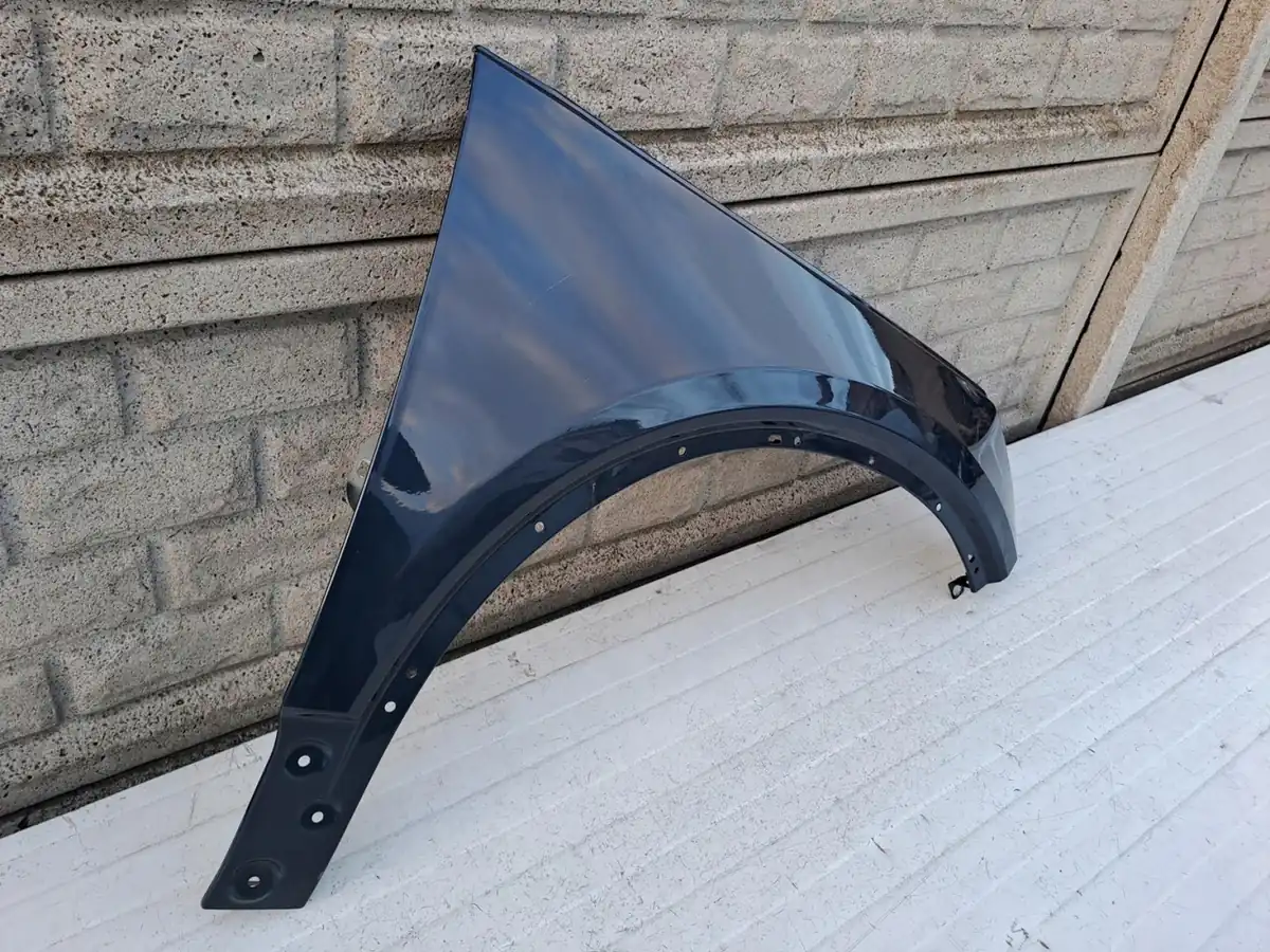 Aripa fata dreapta Volvo Xc40 C40 2017 2022