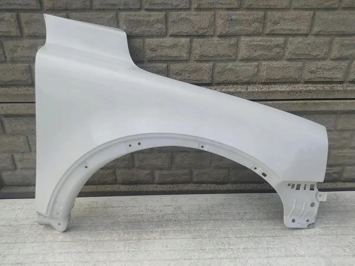 Aripa fata dreapta Volvo Xc90 02 14