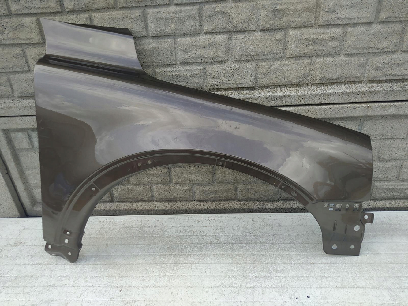 Aripa fata dreapta Volvo Xc90 02 14