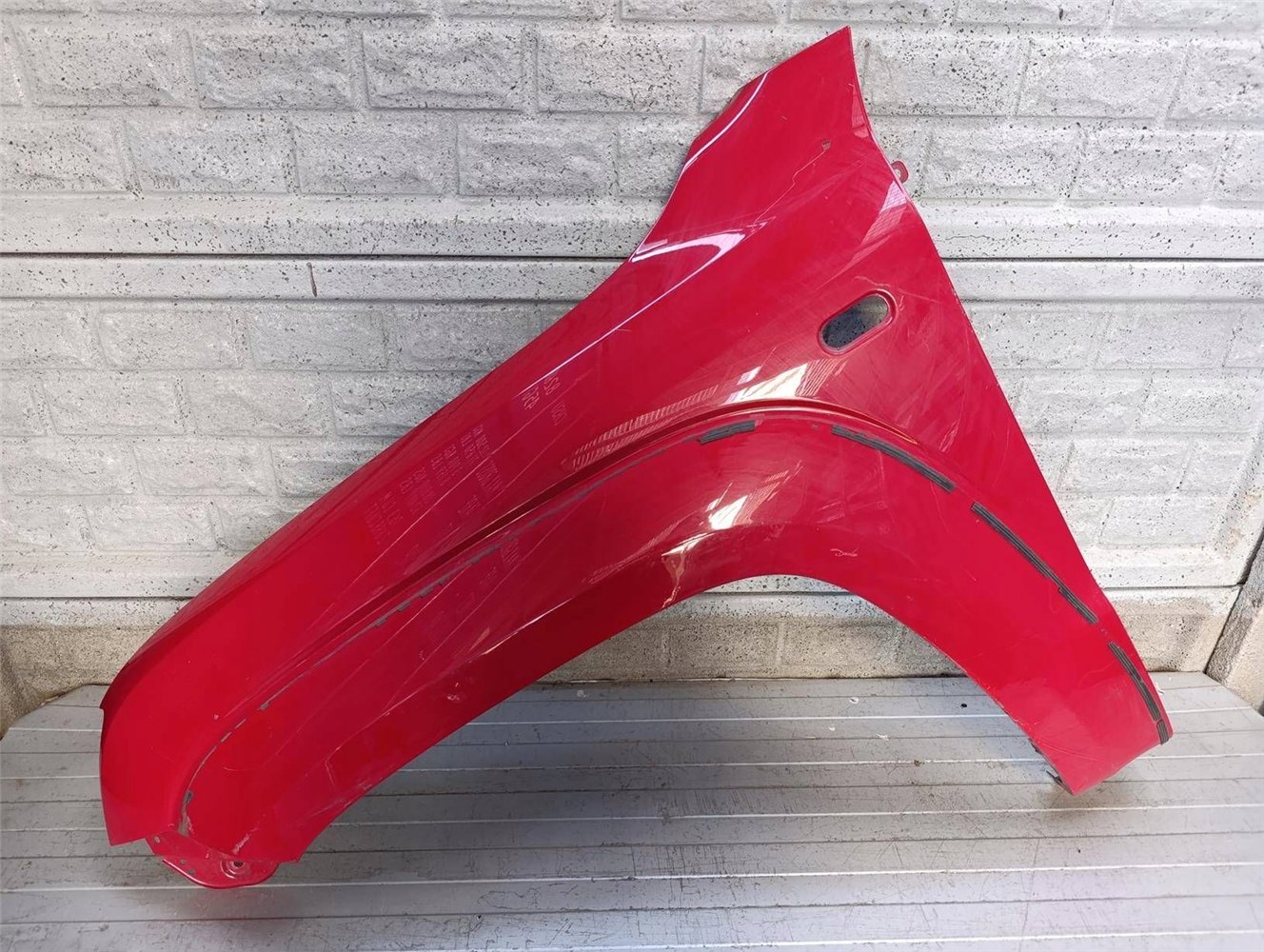 Aripa fata stanga Volkswagen Vw Amarok 2h0 2016 2022 Lift