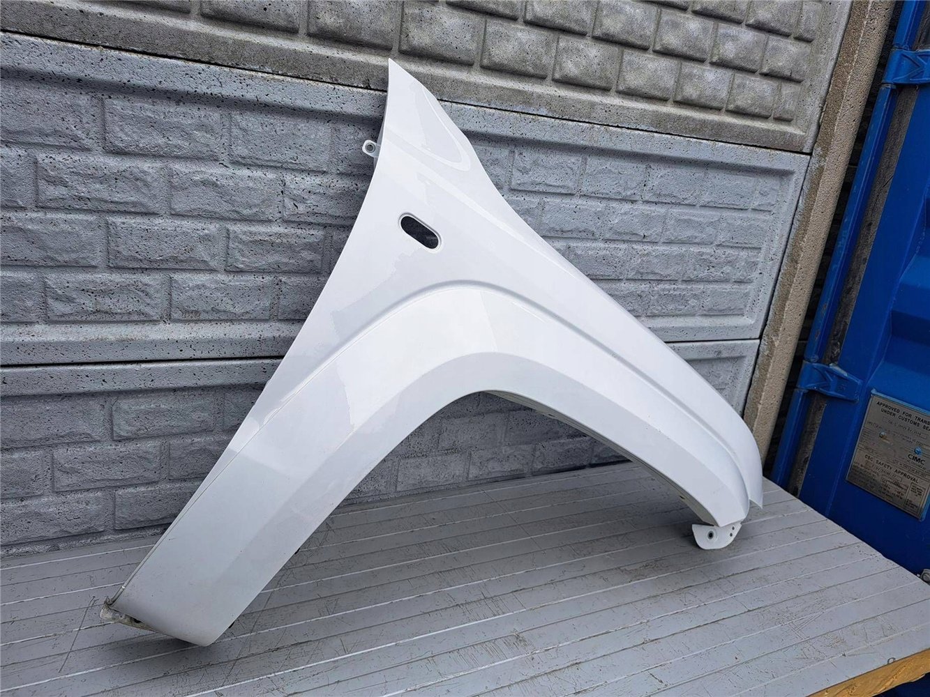 Aripa fata dreapta Volkswagen Vw Amarok 2h0 2016 2022 Lift - Image 3