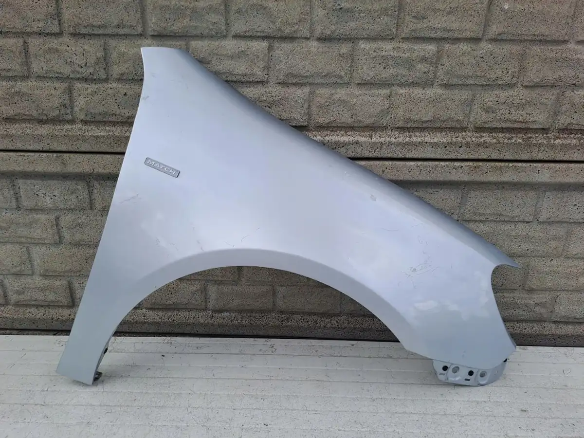 Aripa fata dreapta Volkswagen Vw Golf 6 Vi Kombi 1k9 08 13