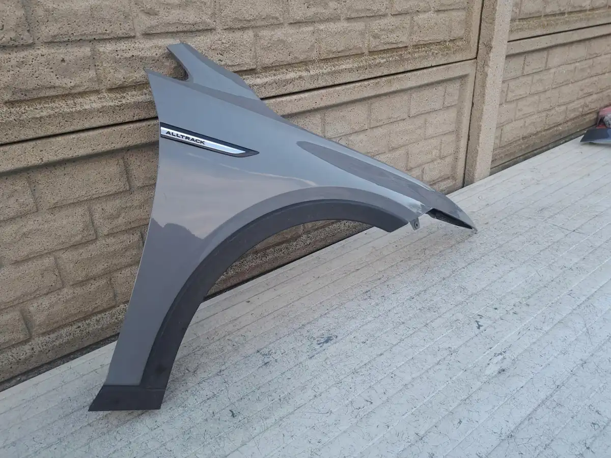 Aripa fata dreapta Volkswagen Vw Golf 8 Viii All Track 2020 2024