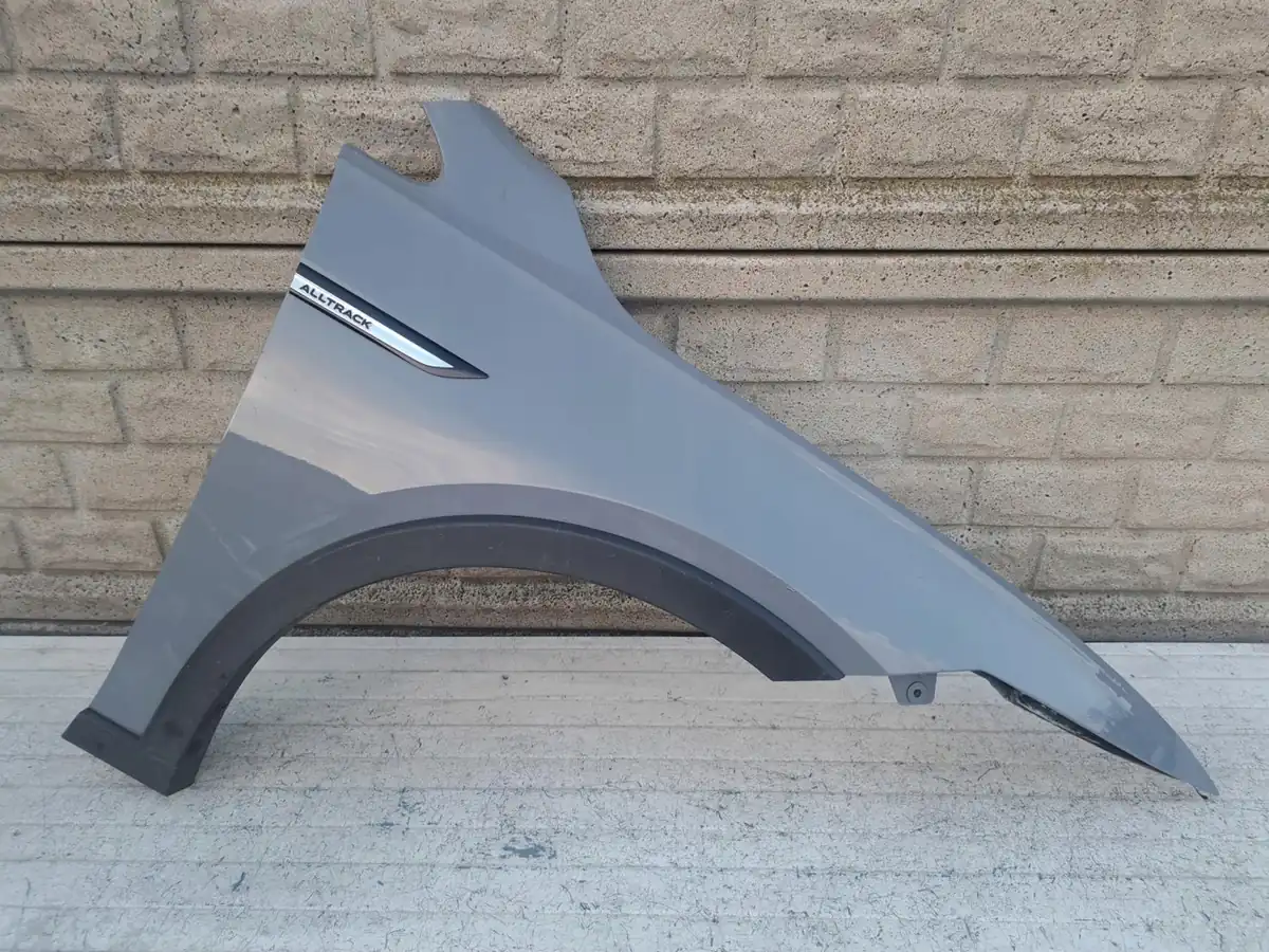 Aripa fata dreapta Volkswagen Vw Golf 8 Viii All Track 2020 2024