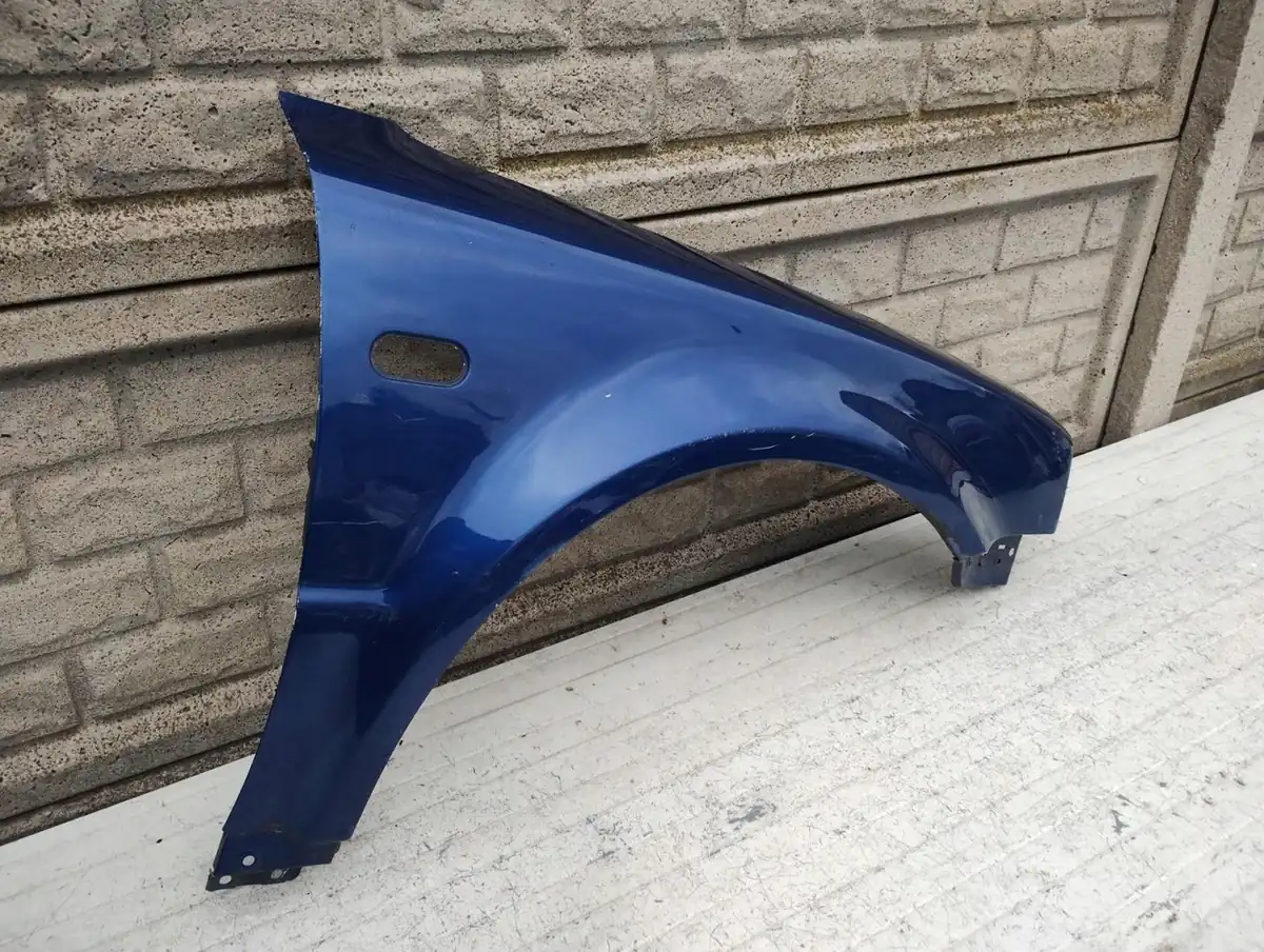 Aripa fata dreapta Volkswagen Vw Passat B5 Lift 00 05