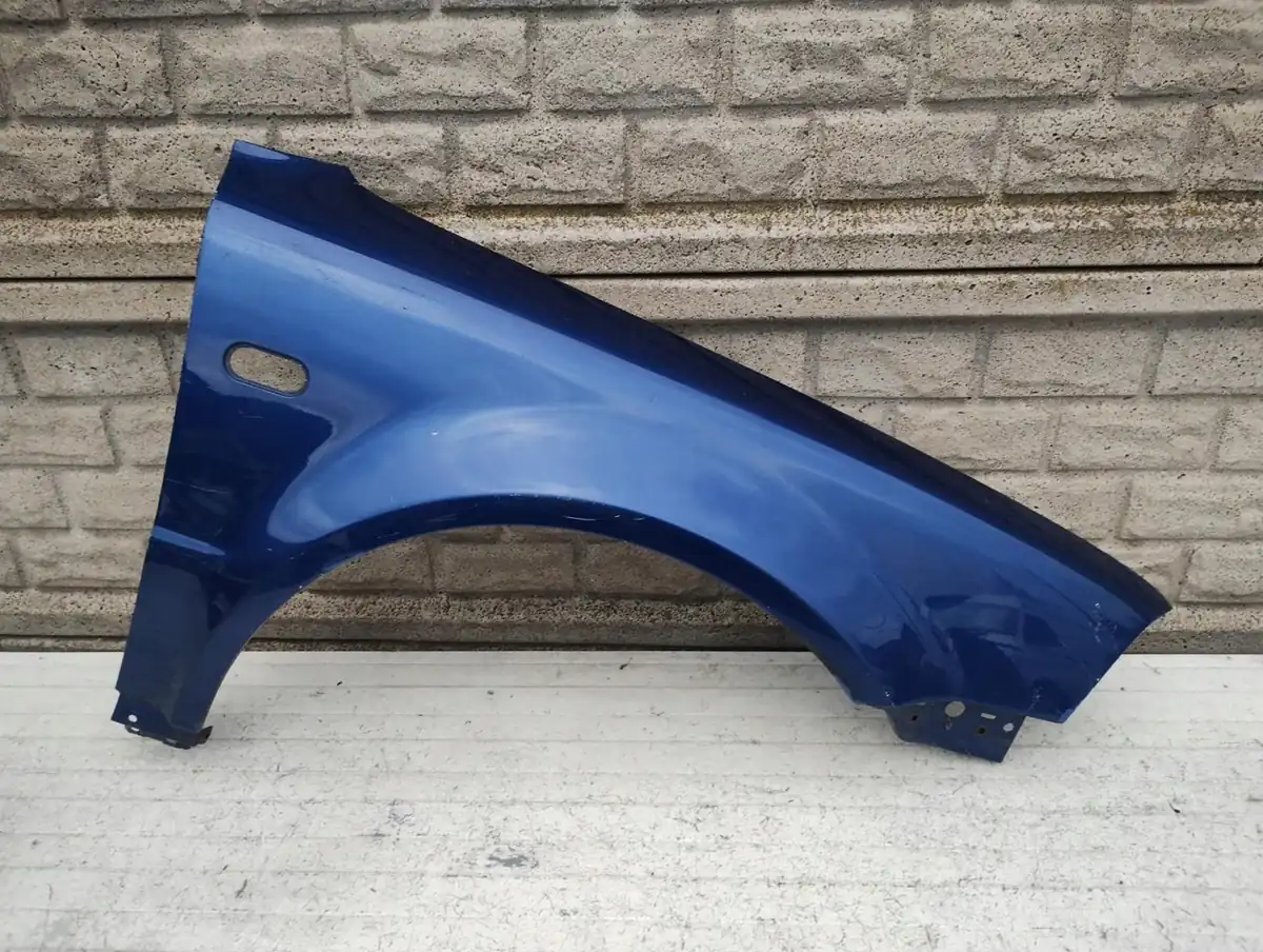 Aripa fata dreapta Volkswagen Vw Passat B5 Lift 00 05