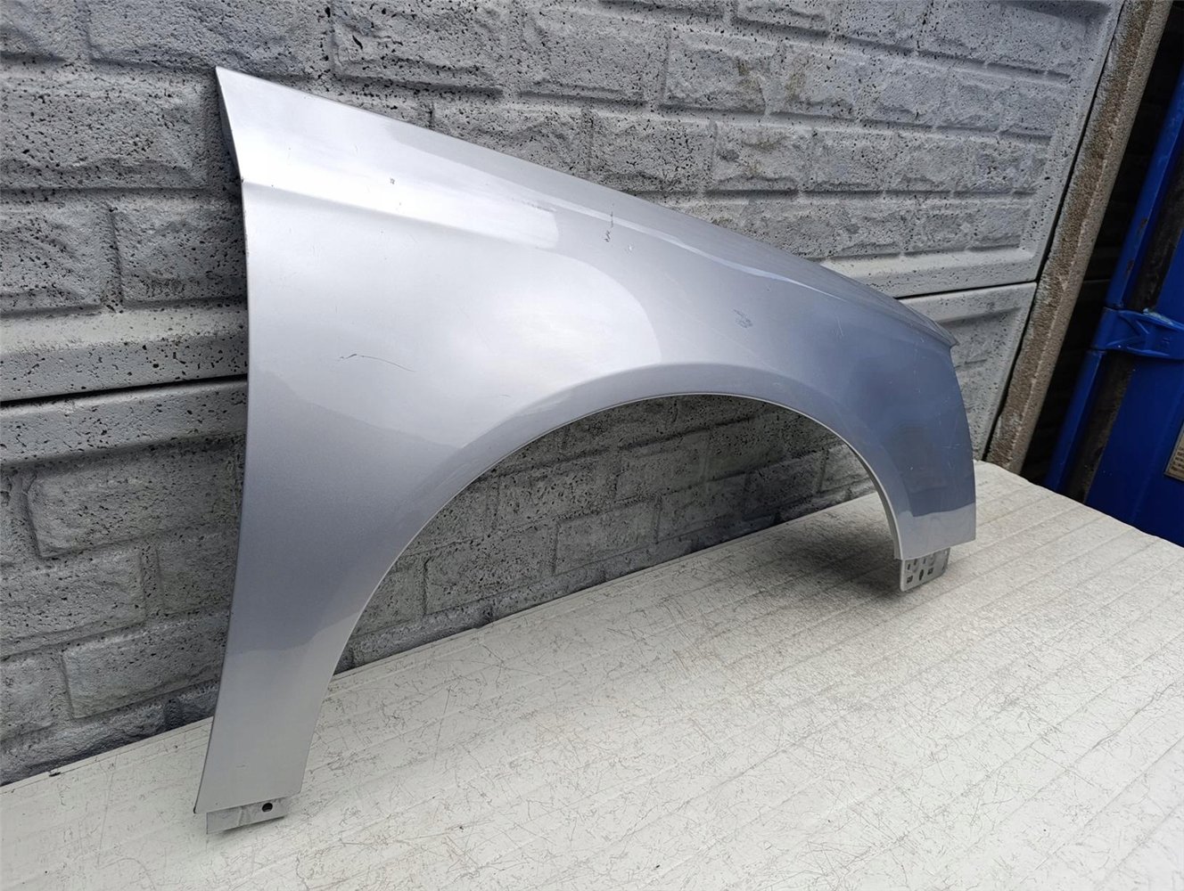 Aripa fata dreapta Volkswagen Vw Passat B6 2005 2010 - Image 3