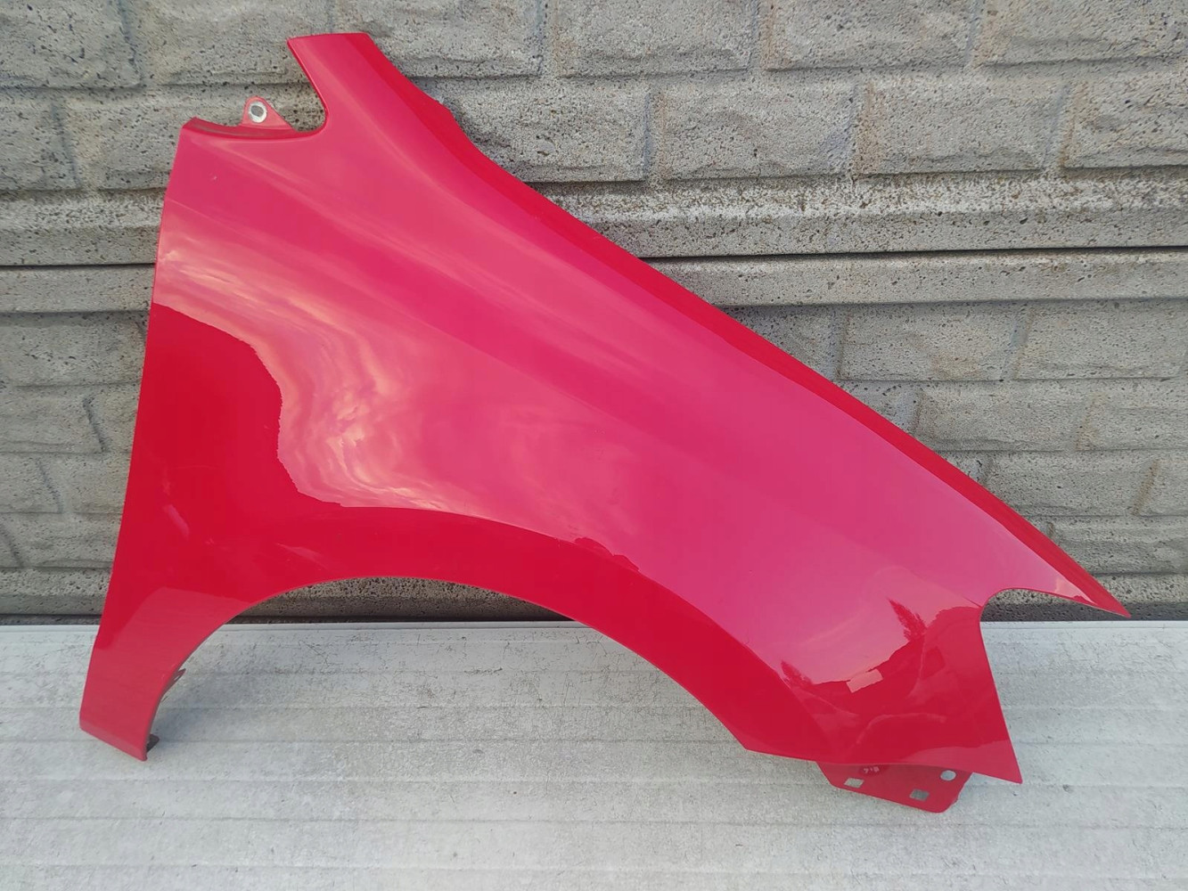 Aripa fata dreapta Volkswagen Vw Polo 6r0 2009 2017