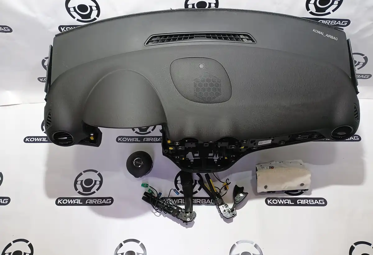 plansa bord opel adam