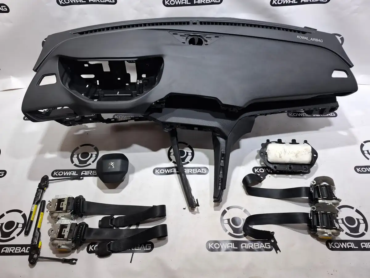 plansa bord peugeot 3008