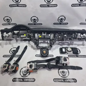 plansa bord porsche macan