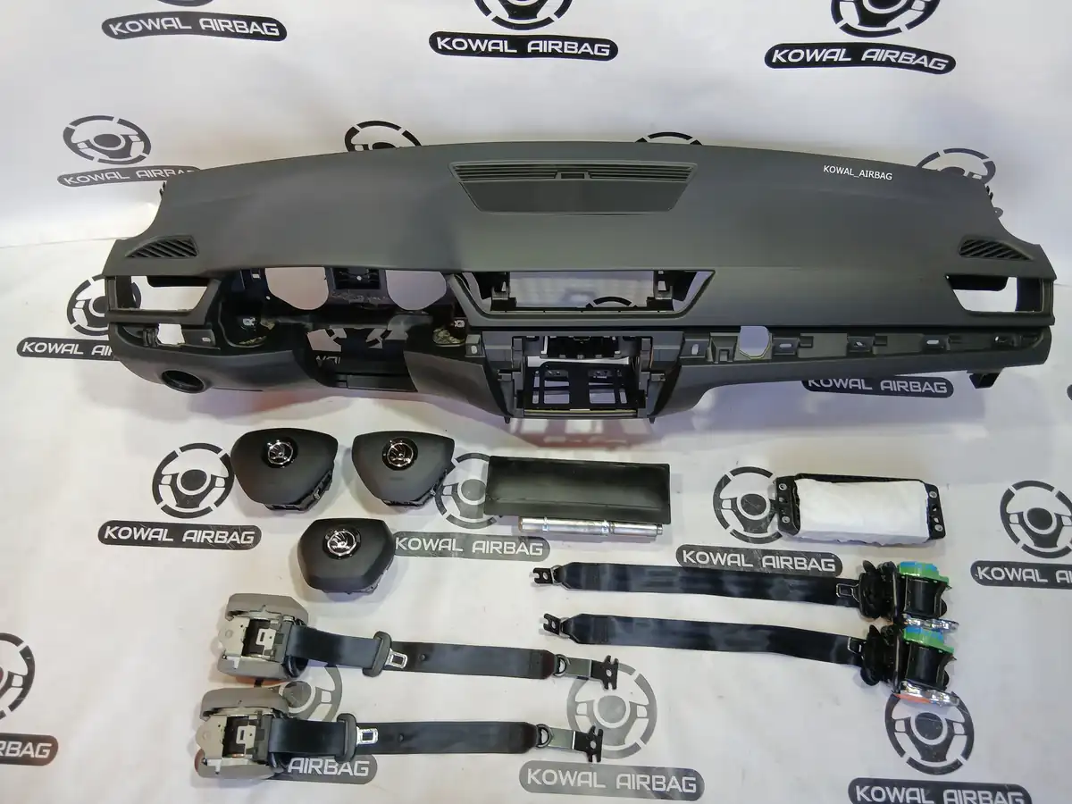 plansa bord skoda superb