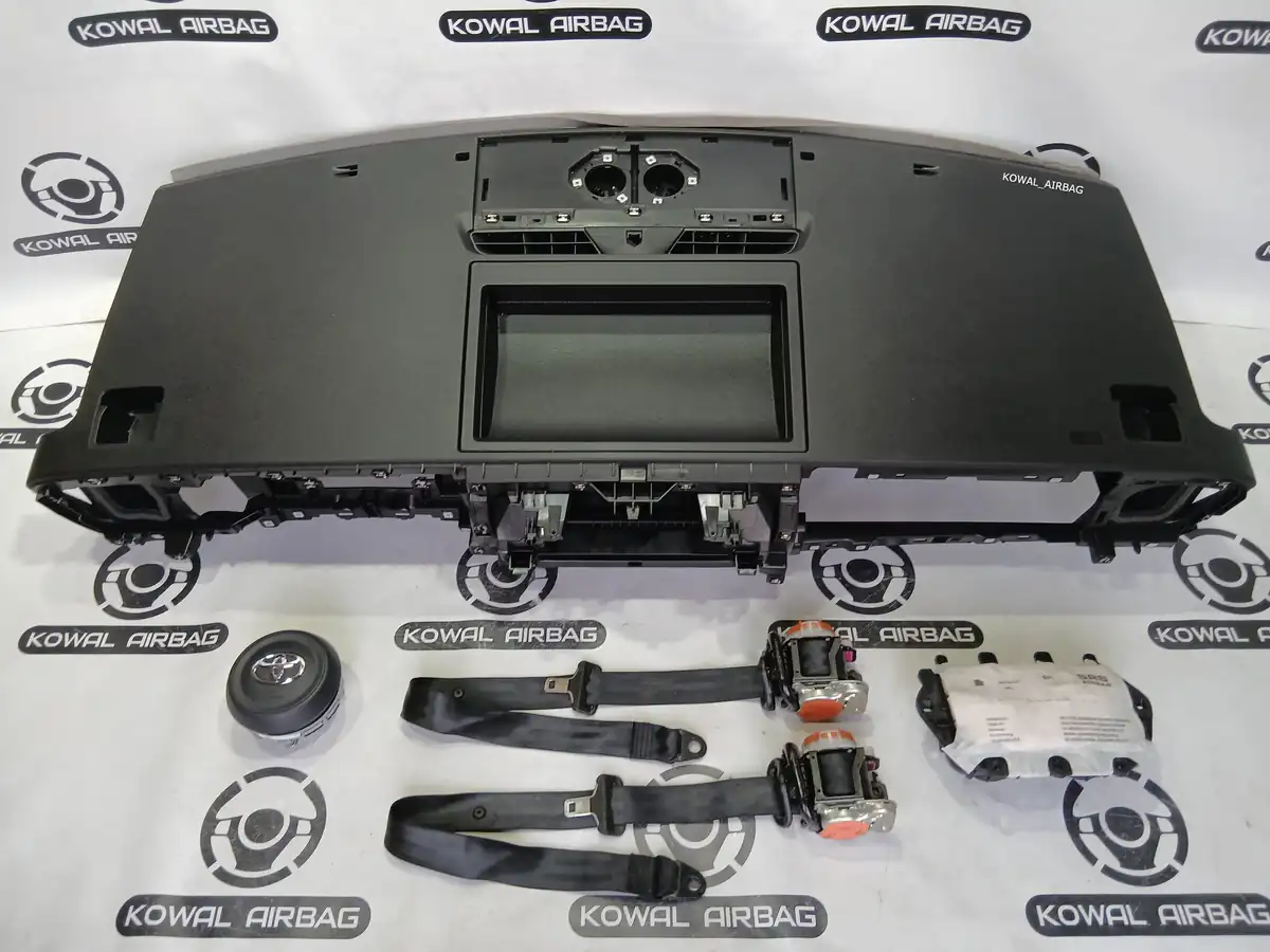 plansa bord toyota proace