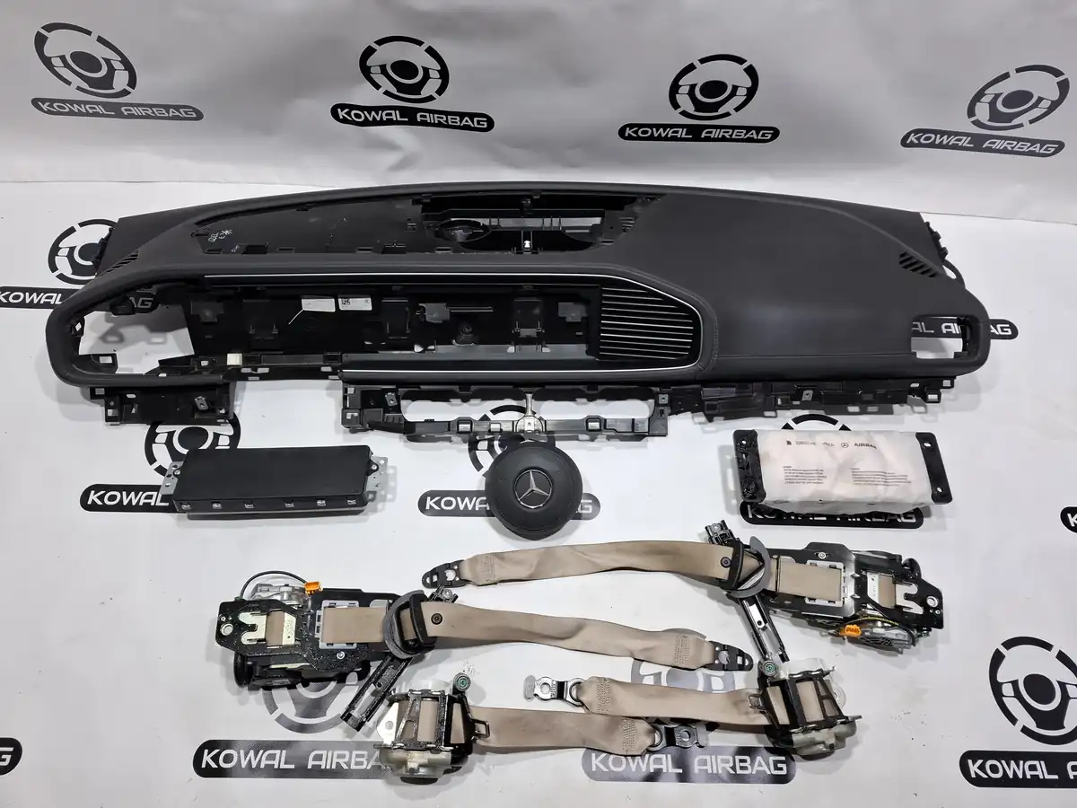 plansa bord mercedes-benz gls