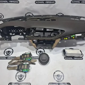 plansa bord audi a7