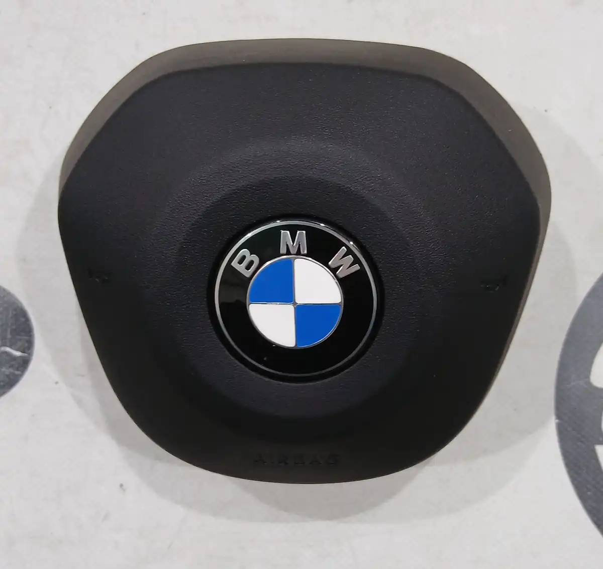 airbag sofer bmw g60