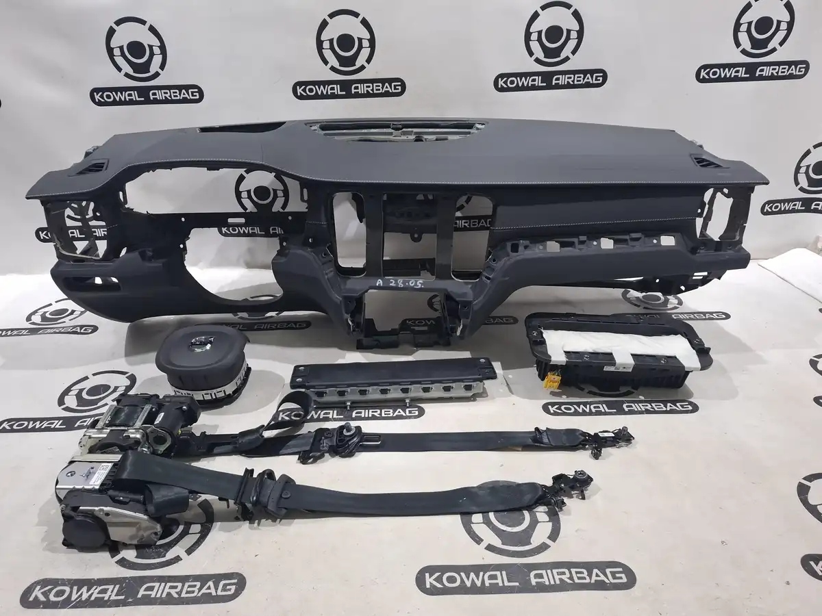 plansa bord volvo v60