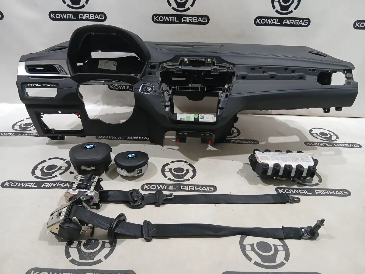 plansa bord bmw x1