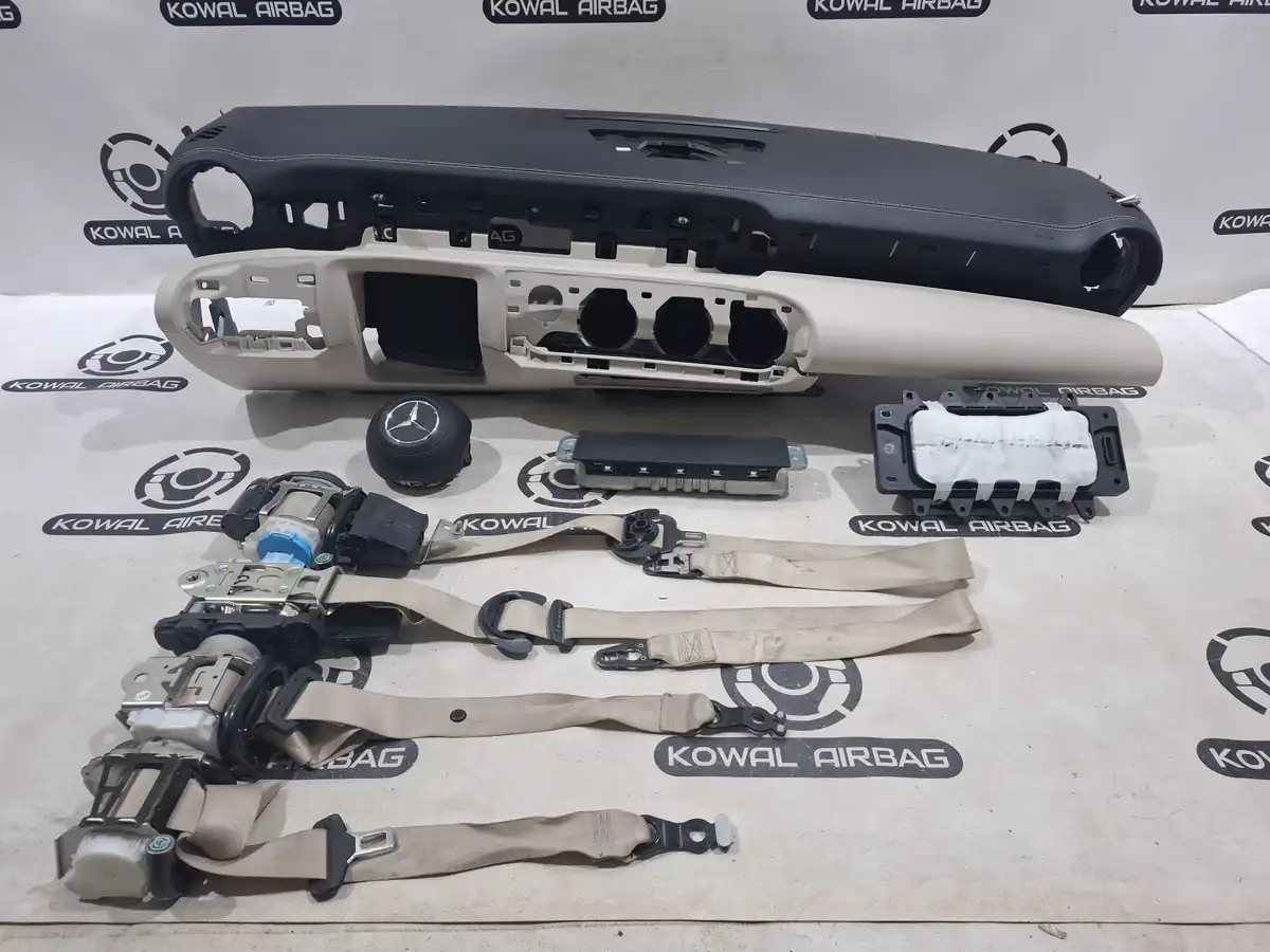 plansa bord mercedes-benz w177