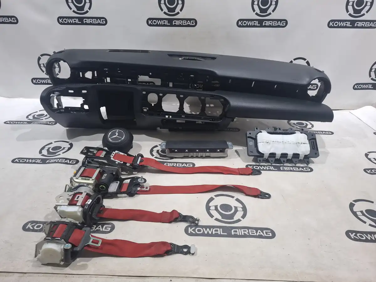 plansa bord mercedes-benz w177