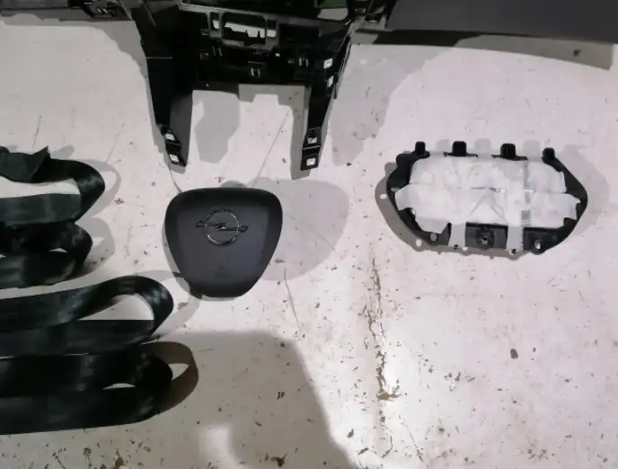 Opel Corsa F 2020 Kit Airbag