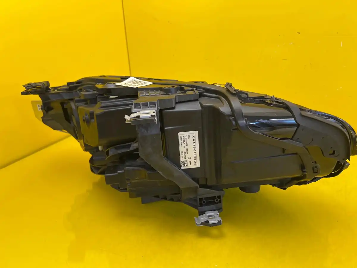 Far Dreapta Mercedes CLA III W174 C174 Multibeam LED