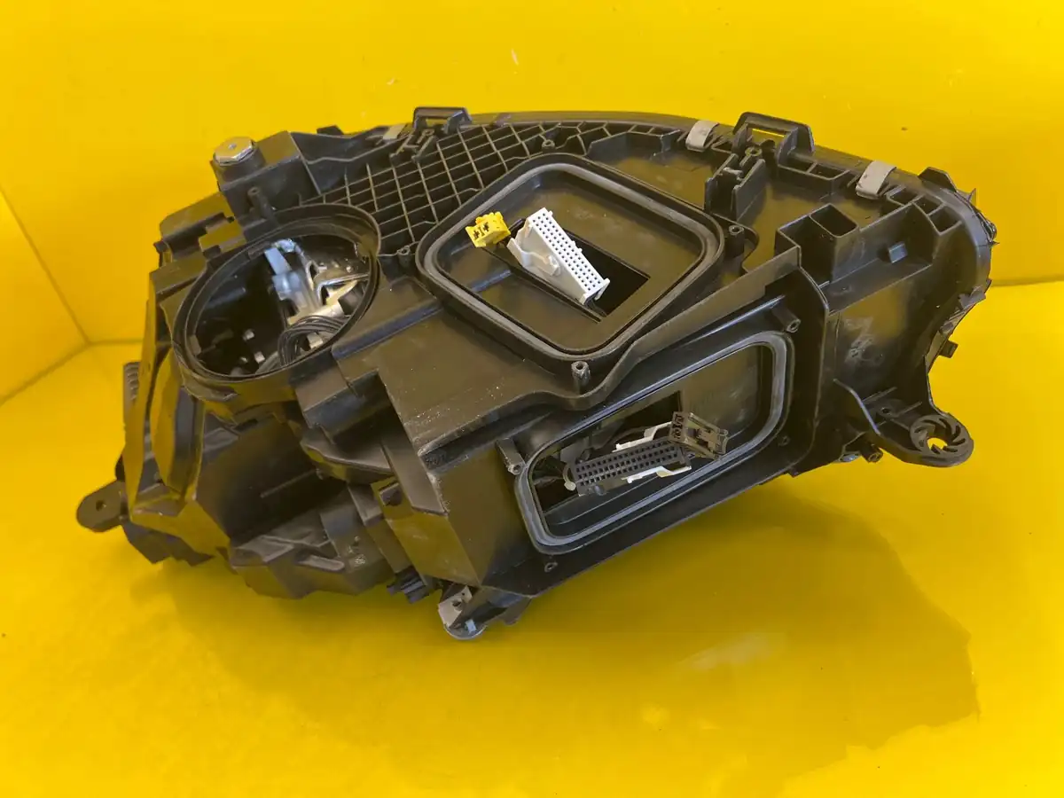 Far Dreapta Mercedes S 222 Lift Full LED