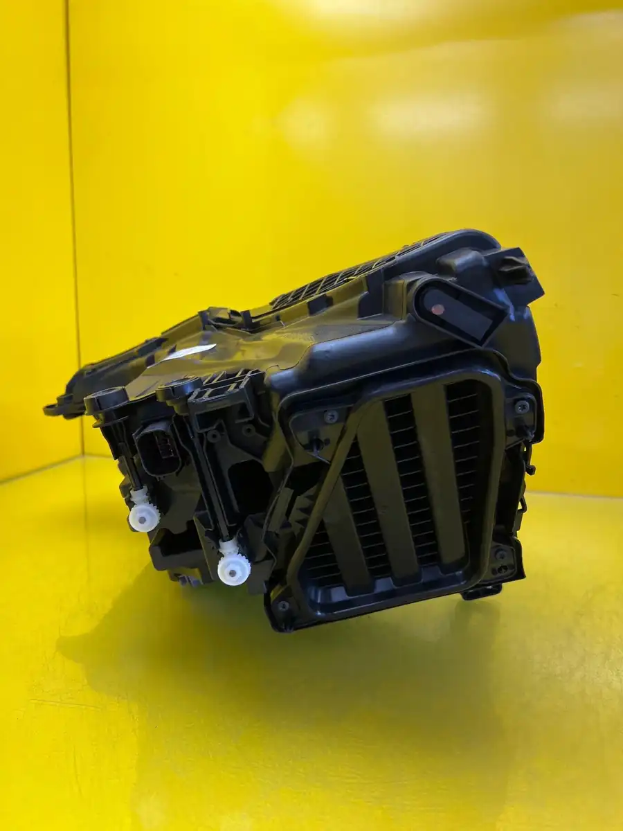 Far Audi Q3 83A Matrix Full LED