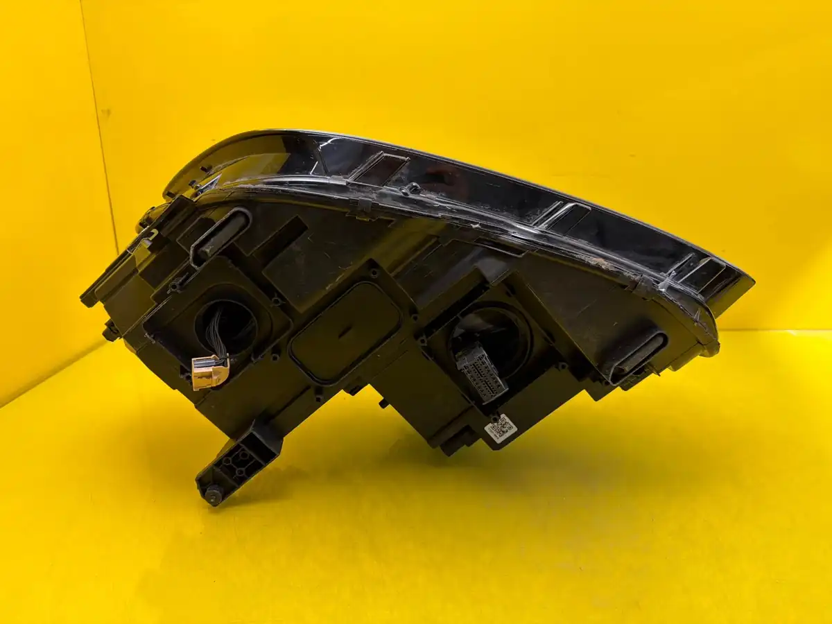 Far Dreapta VW Tiguan 2 II 5NB Full LED
