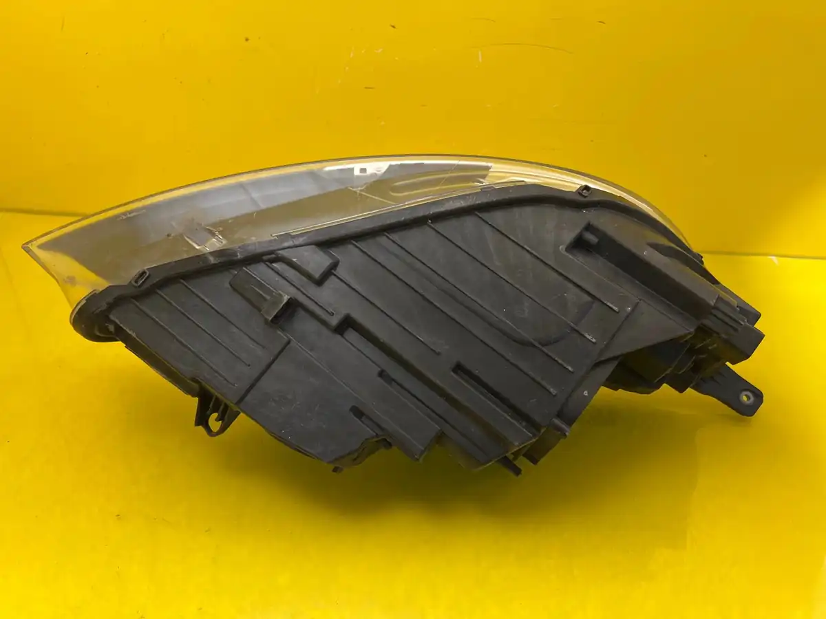 Far Stanga Volvo V40 Ii 2 Full LED