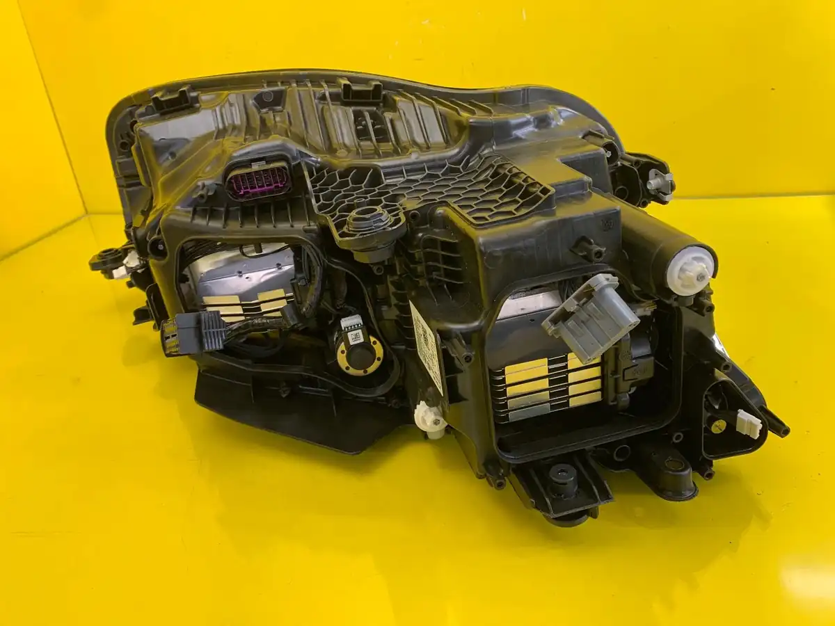 Far VW Touareg III 3 19- Full LED