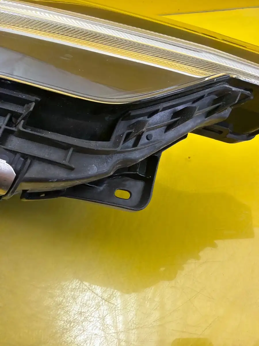 Far Dreapta Volvo XC60 II Lift 20- Full LED