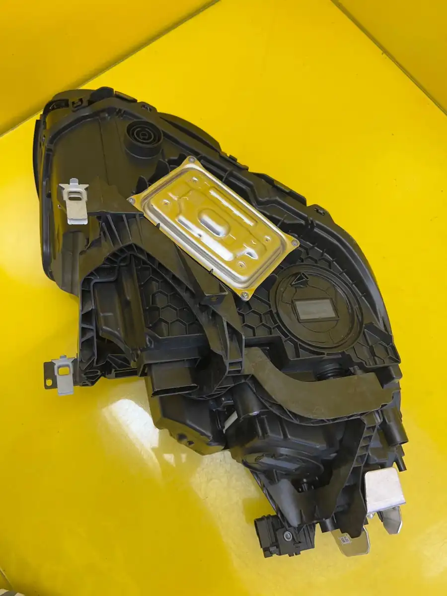 Far Dreapta Mercedes CLA III W174 C174 Multibeam LED