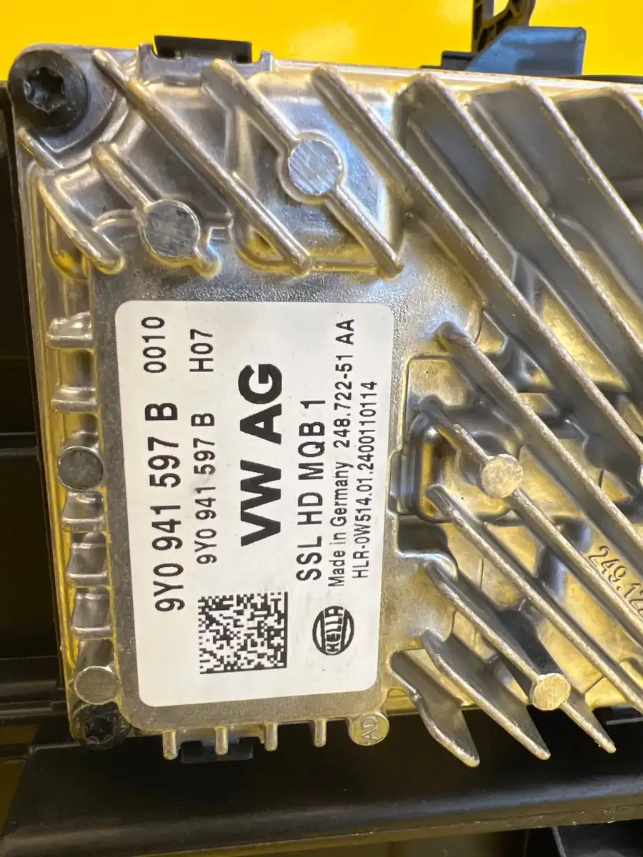 Far Dreapta VW Tiguan 3 III 571 Full LED