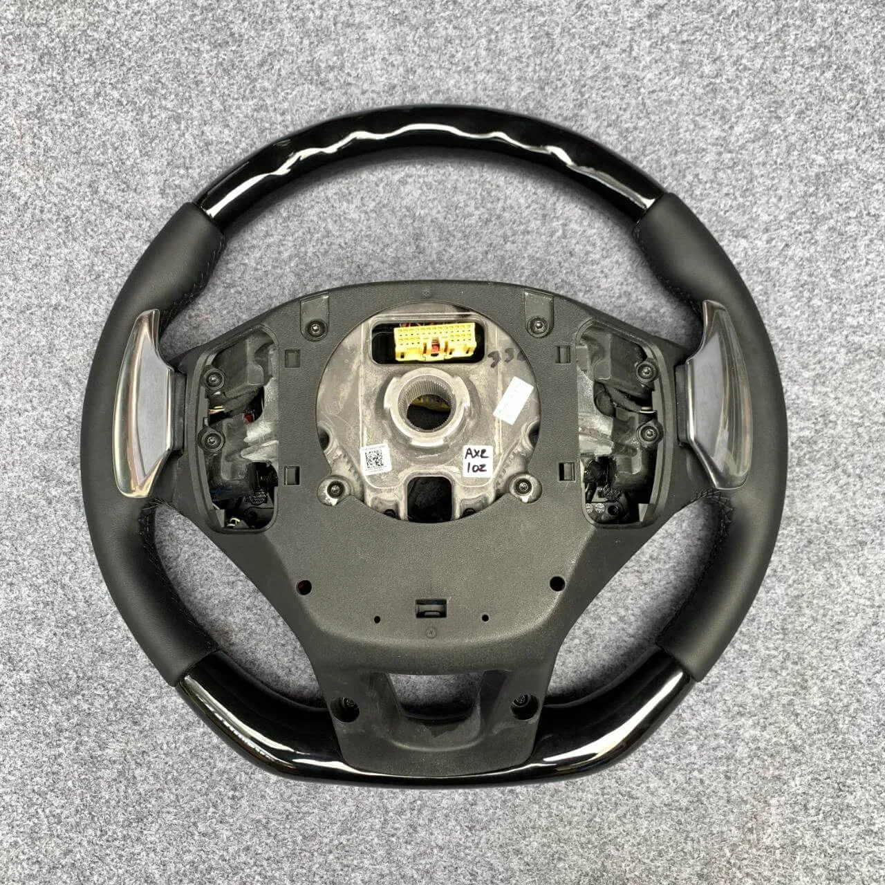 Volan Carbon Cadillac